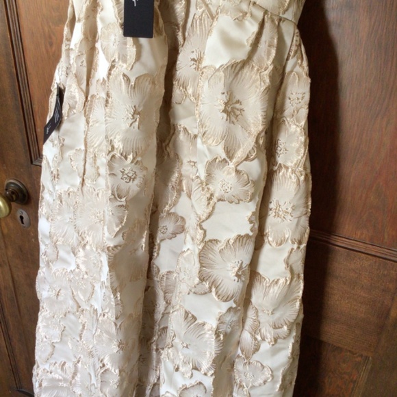 Lulus Unique Beauty Floral Tie Strap Midi Dress in Cream with Pockets sz xs NWT - Picture 12 of 13